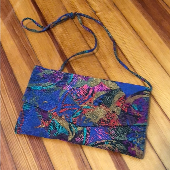 Handbags - EUC MULTICOLOR SHOULDER BAG!